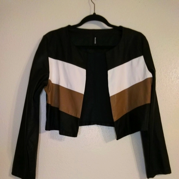 Venti 6 LLC Cropped Jacket - Picture 1 of 10